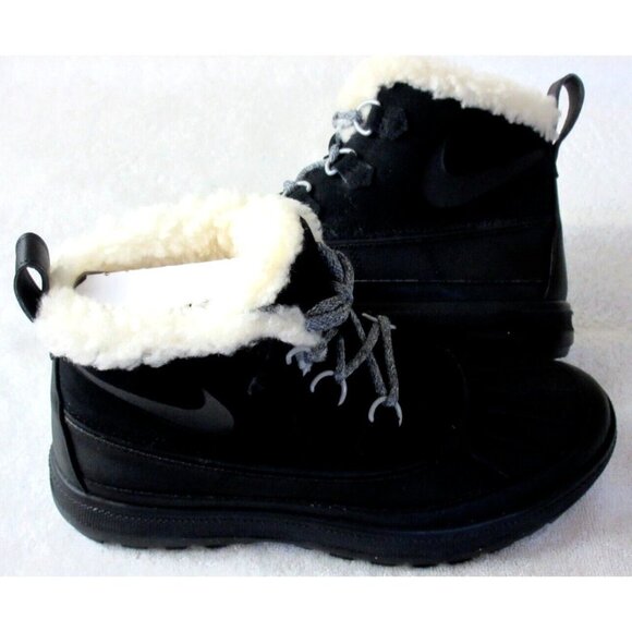 Women's Nike Woodside Chukka 2 All Weather Boots Black Anthracite Sizes NIB - Picture 3 of 6